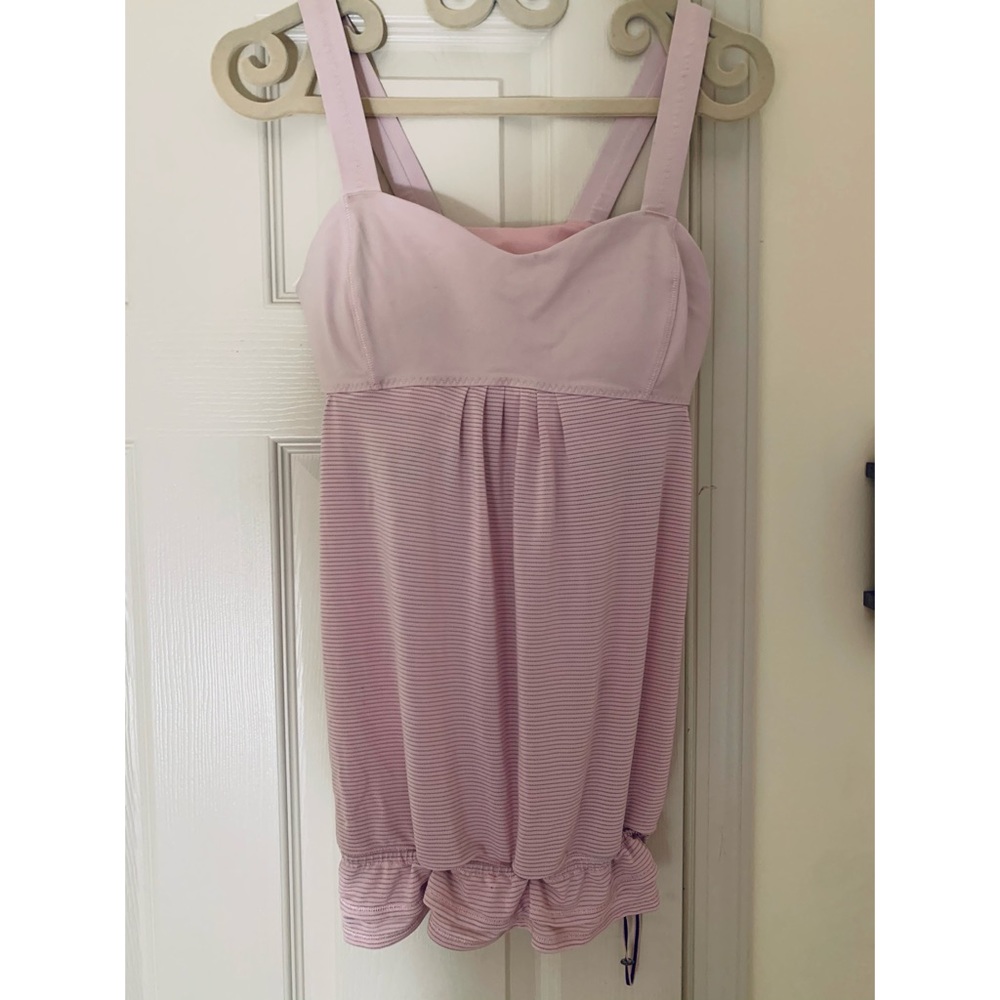 Lululemon tank